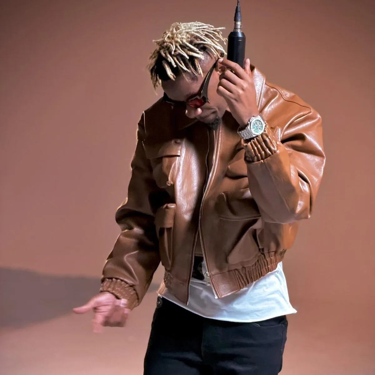 Neo Slayer – Monitoring Spirits